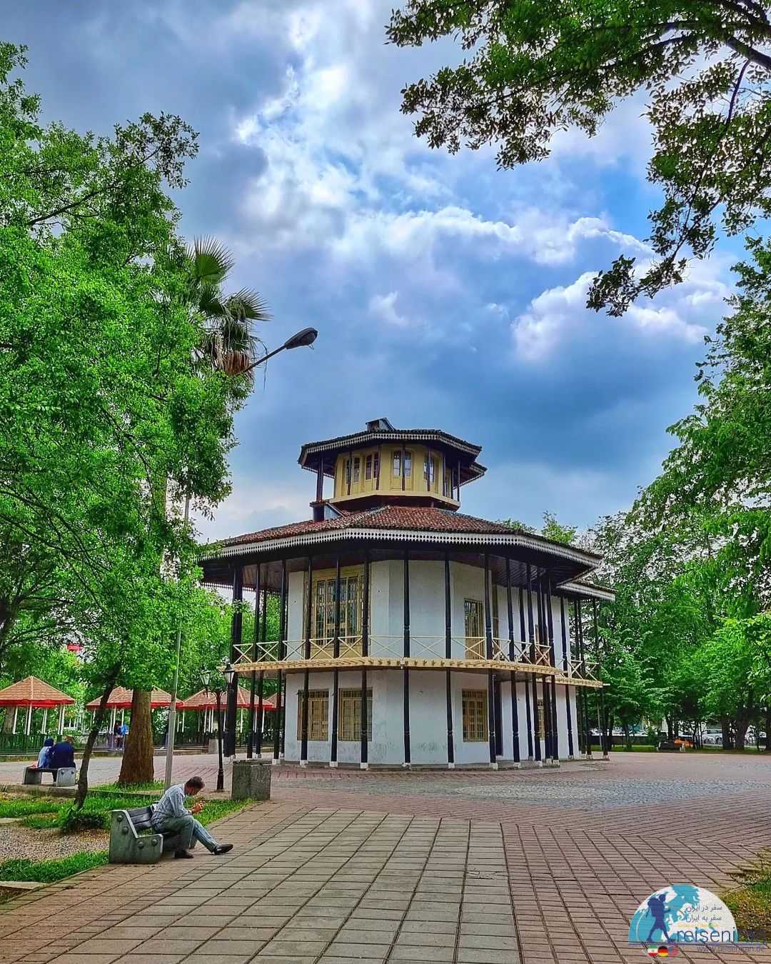 عمارت کلاه